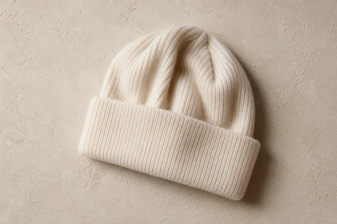 Bonnet Maille Côtelée Édition Limitée